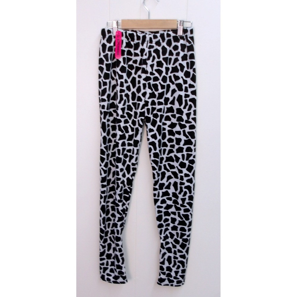 Supernova Fleece Cow Print Fabric Black White Spotted Fashion One Size /‎ #9154